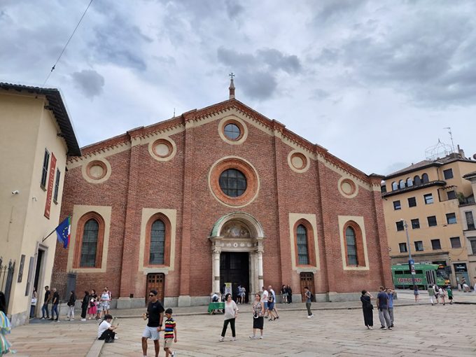 サンタ・マリア・デッリ・グラッツェ教会