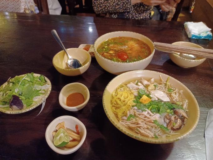 ベトナム最後の夕飯を楽しみました