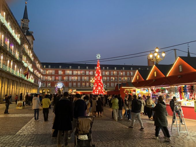 ちょうどクリスマスの時期にスペインを訪れました
