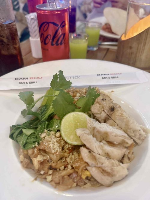 レストラン「BAMBOO BAR＆GRILL」