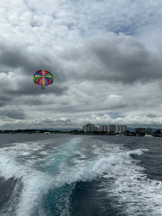 パラセーリング