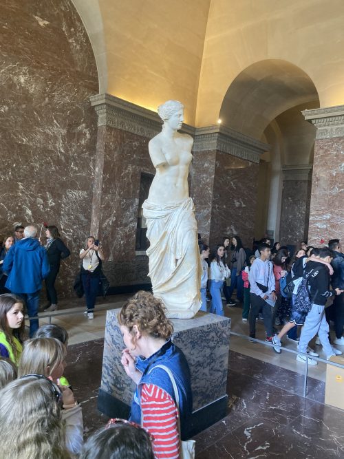 ルーブル美術館にて