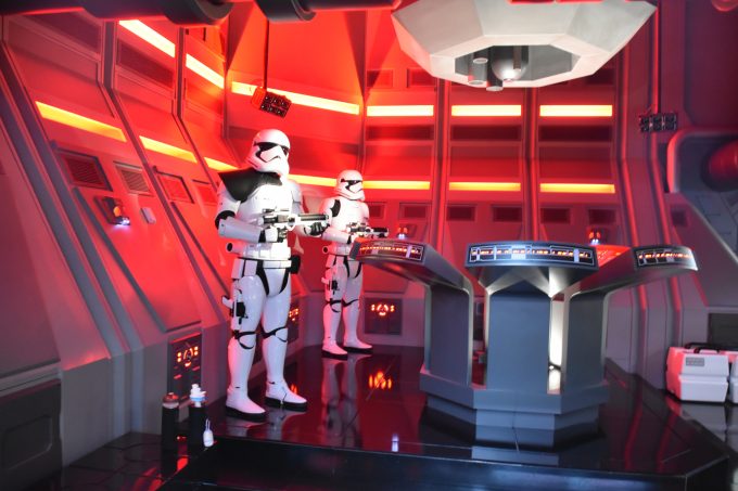 レジスタンスとファースト・オーダーとの戦いが体験できます