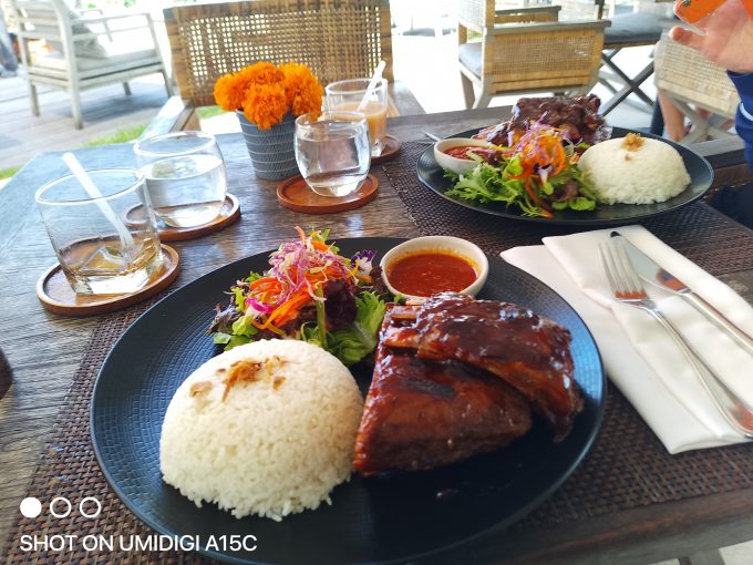 特典でいただいたポークリブ