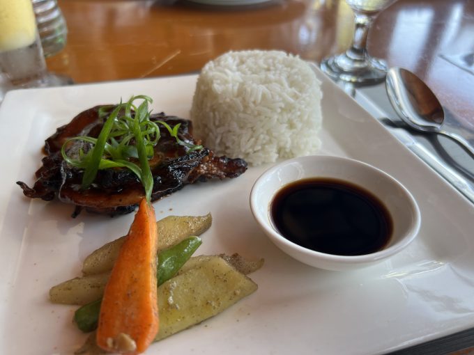 ランチはお肉を！柔らかくて美味しかったです