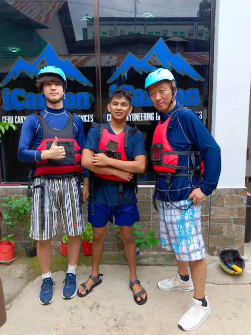 キャニオンのガイドさんと記念撮影