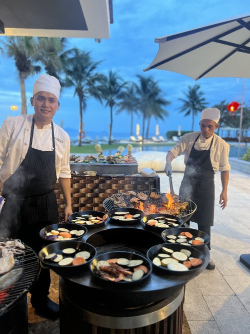 ホテル内のレストランOCEANで食べたBBQスタイルのディナー