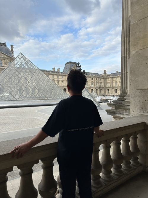 ルーブル美術館