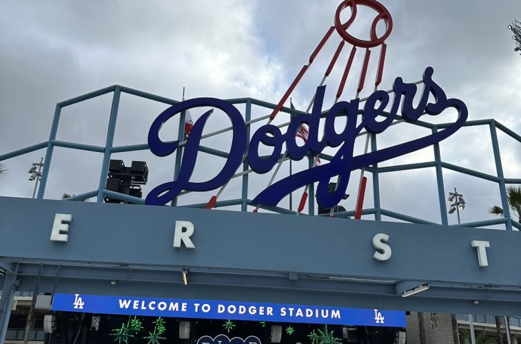 ドジャースタジアム