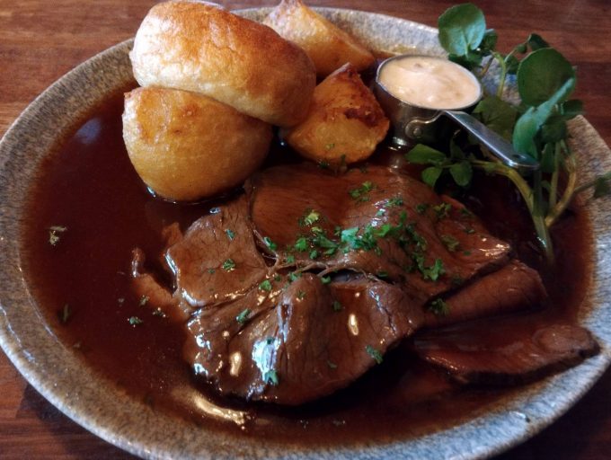 オールドウィーヴァーズハウスレストランのサンデーロースト