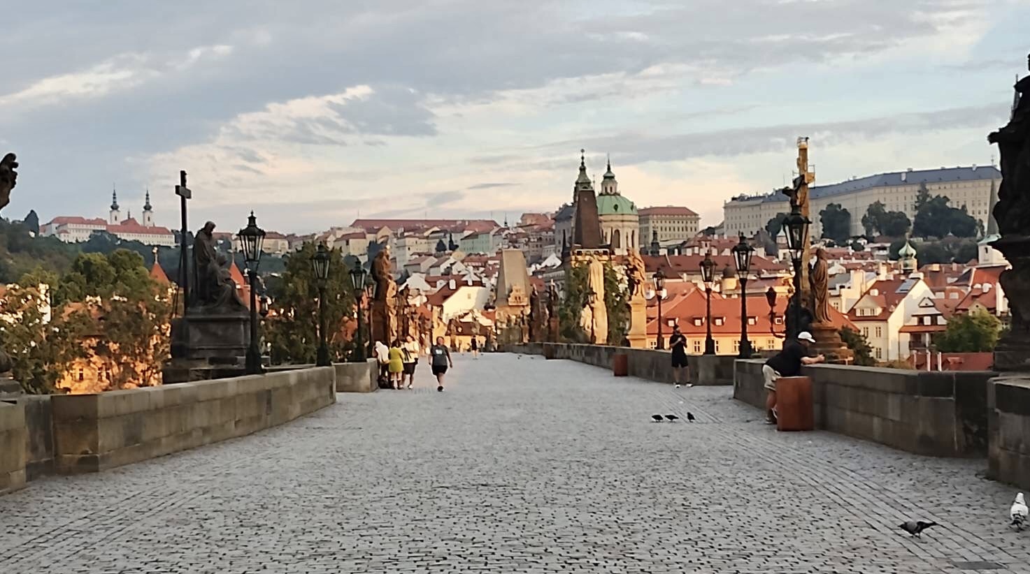 カレル橋からのプラハ城