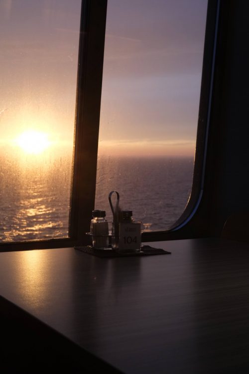 フェリーからの夕日