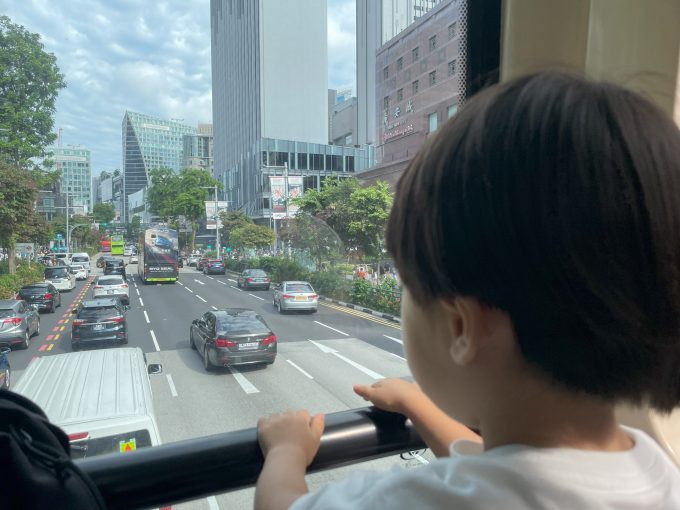 2階建てのバスにも乗りました