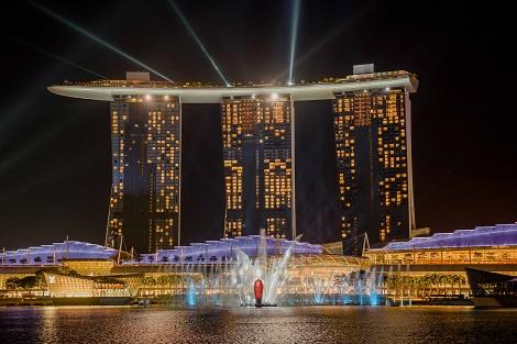 シンガポール:マリーナベイサンズ Spectra Light&Water Show/提供:Marina Bay Sands
