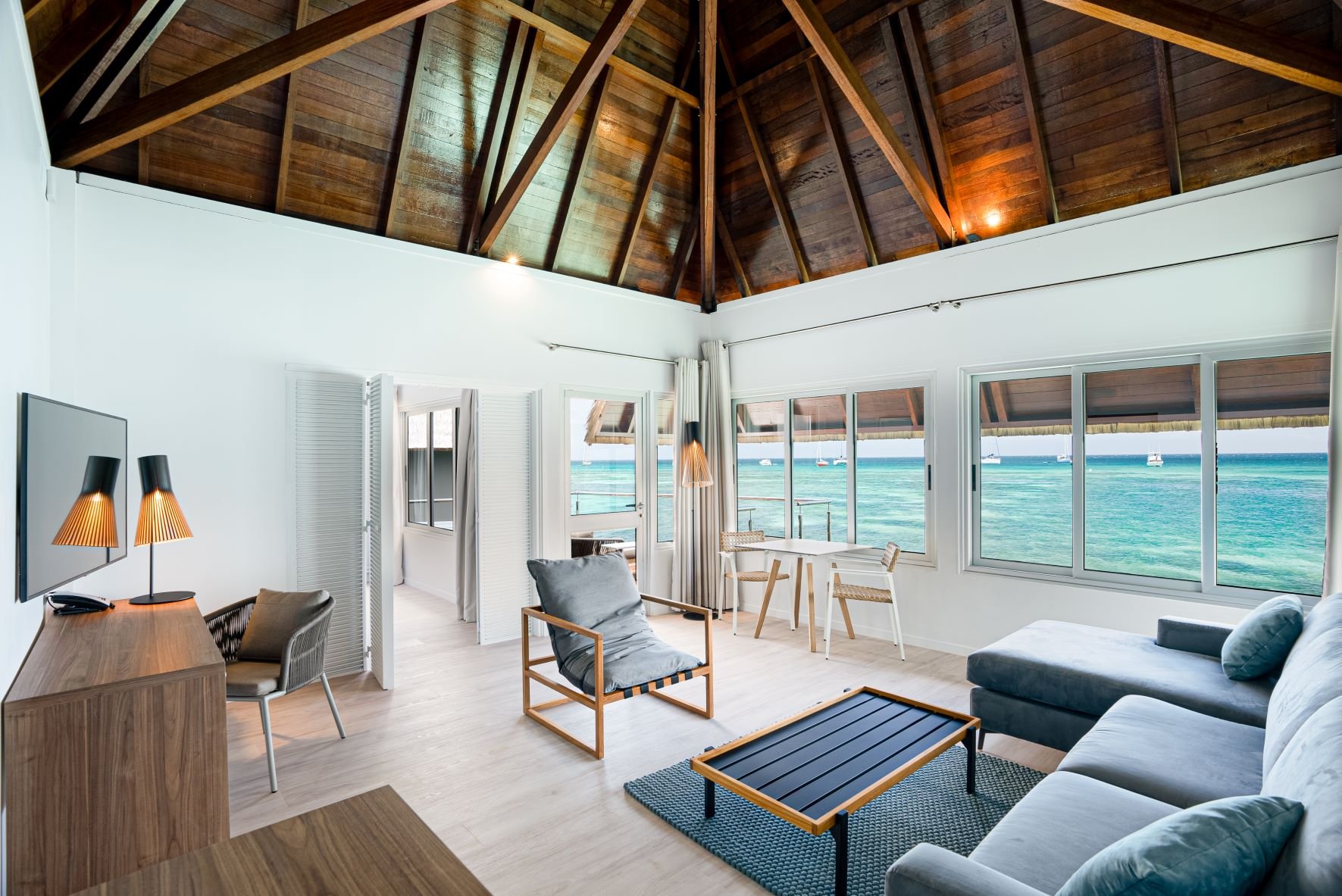 ③お部屋からも開放感のある眺めが特徴