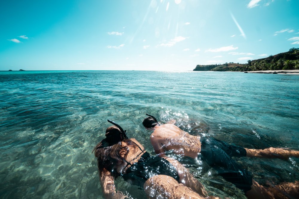 透明度抜群の水中世界へ
