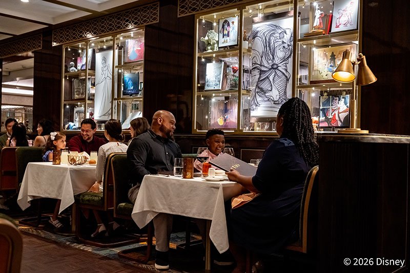 ディズニー・ウィッシュ号 メインダイニング「1923」