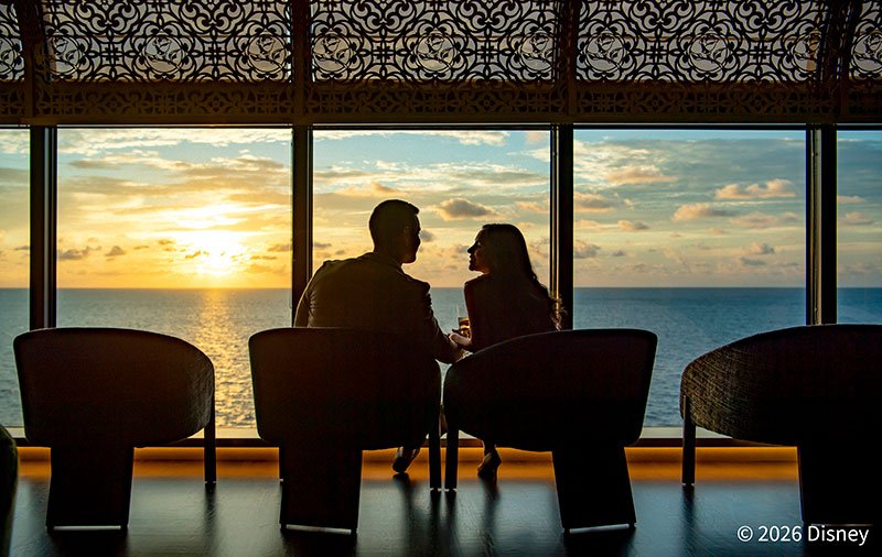 ディズニー・ウィッシュ号内のバー「ローズ」
