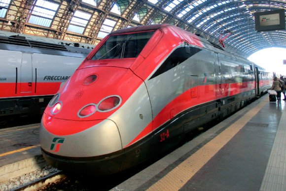 高速列車で巡るイタリア人気4都市！ローマ&フィレンツェ&ベネチア&ミラノ