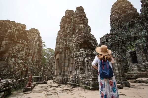 気ままにひとり旅！世界遺産アンコールワットの街へ