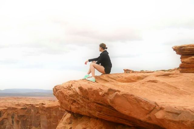 高野人母美inホースシューベンド