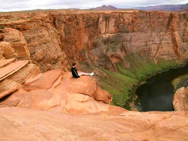 高野人母美inホースシューベンド