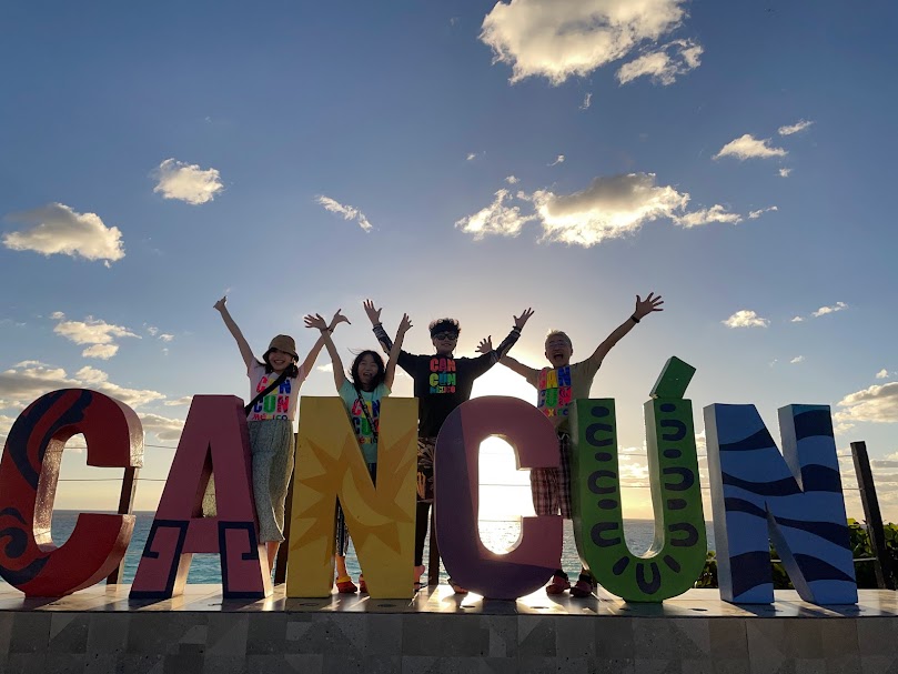 カンクンサイン